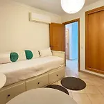 New!! 2 Bedroom Center Alvares Botelho Daire *