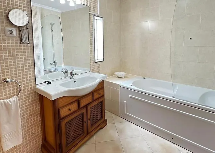 New!! 2 Bedroom Center Alvares Botelho * Tavira