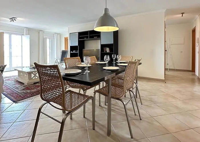 New!! 2 Bedroom Center Alvares Botelho Apartament