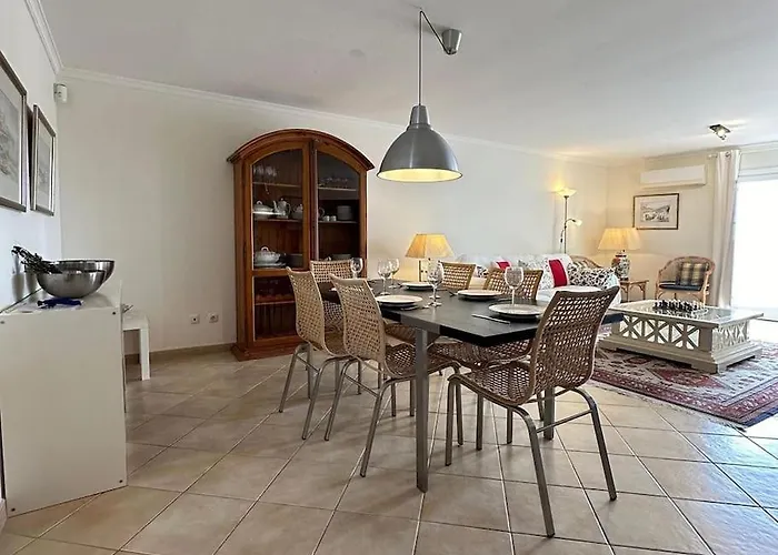 New!! 2 Bedroom Center Alvares Botelho Tavira