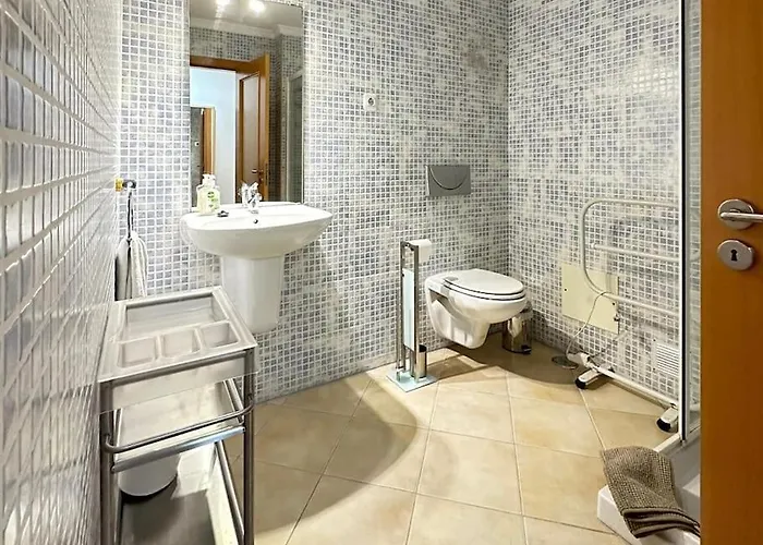 New!! 2 Bedroom Center Alvares Botelho