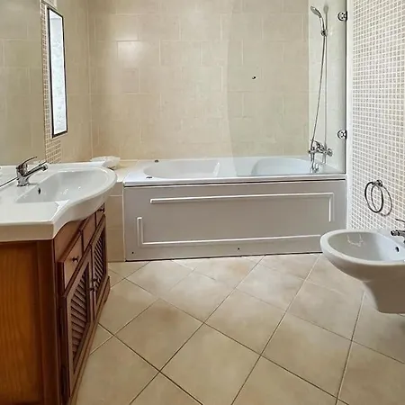 New!! 2 Bedroom Center álvares Botelho Tavira